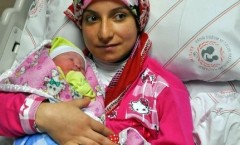 Kayseri'de 2014’ün İlk Bebeği ‘Yaren’ Oldu